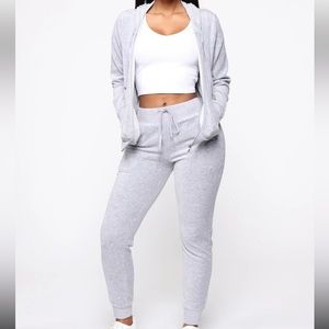 Jogger sweat pants and sweater set in gray velour